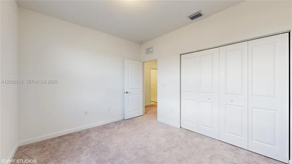 10004 SW 231 LN Miami, FL 33190