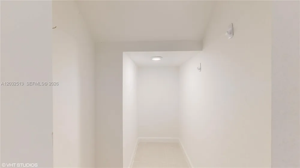 10004 SW 231 LN Miami, FL 33190