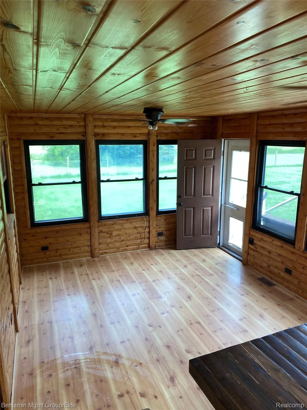 6827 Lapeer Road Kimball Township, MI 48074