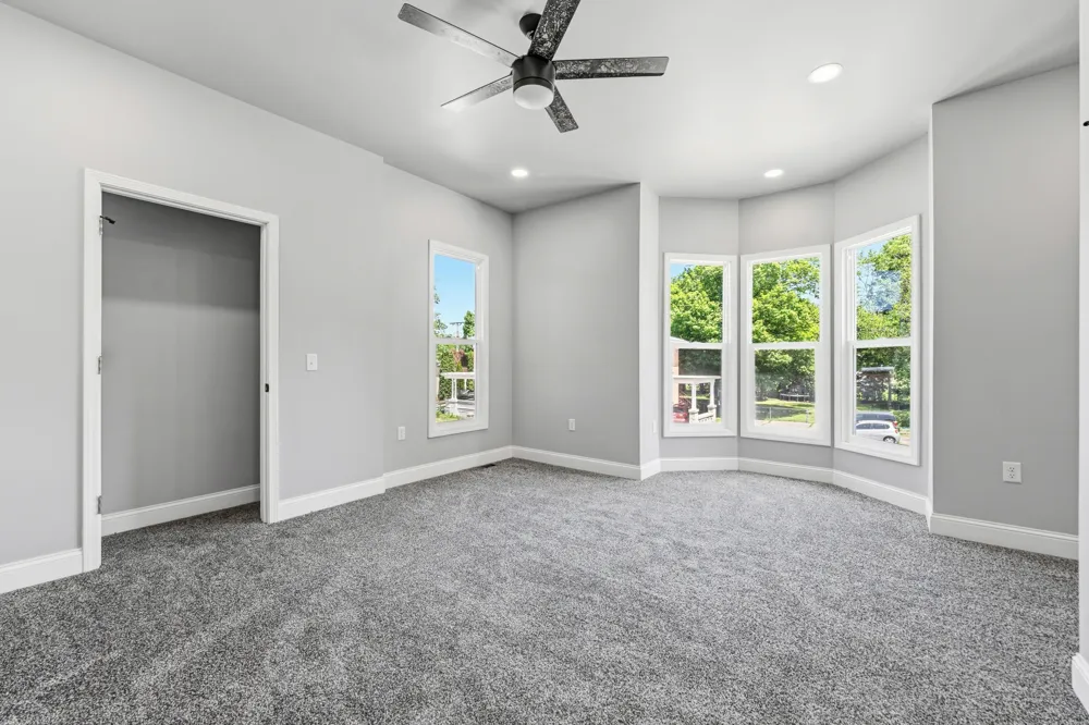 18 Franklin Street Hartford City, MI 49057