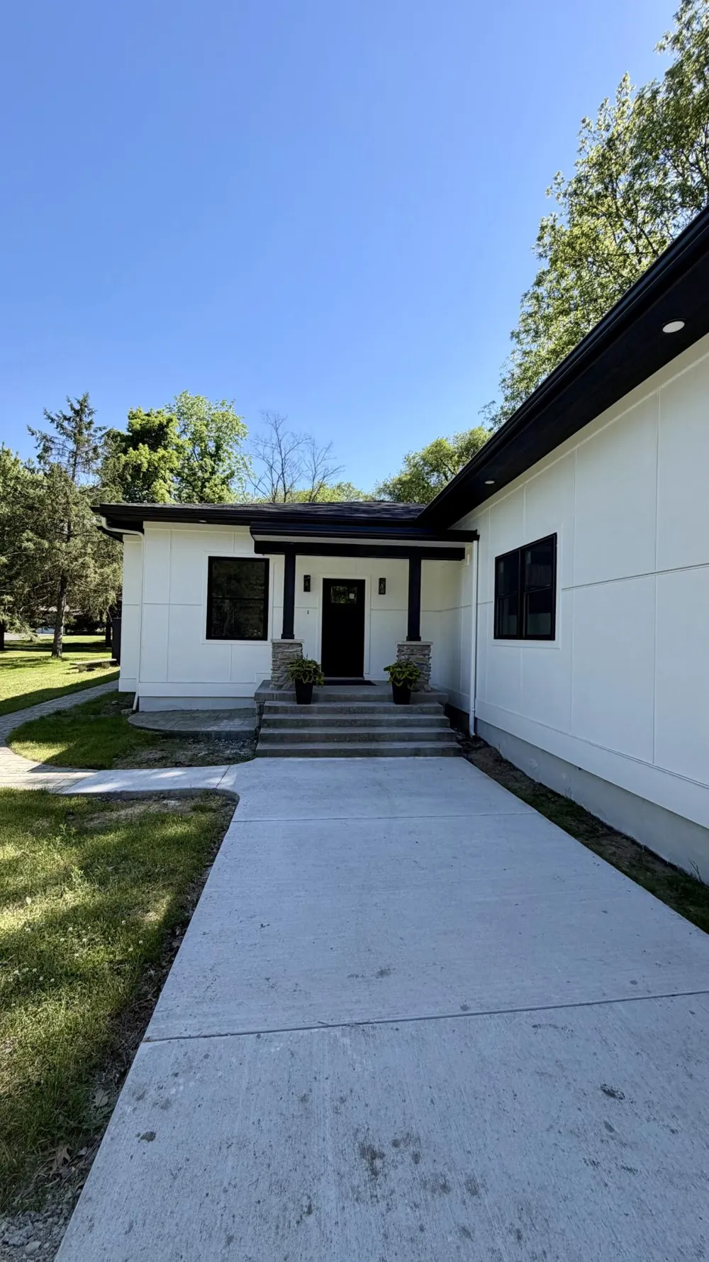 1810 Leonard Street NW Tallmadge Charter Township, MI 49534