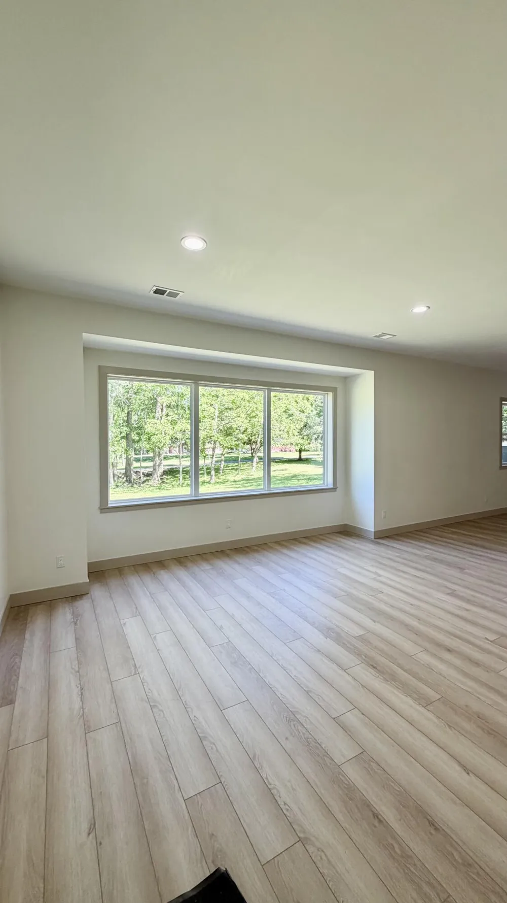 1810 Leonard Street NW Tallmadge Charter Township, MI 49534