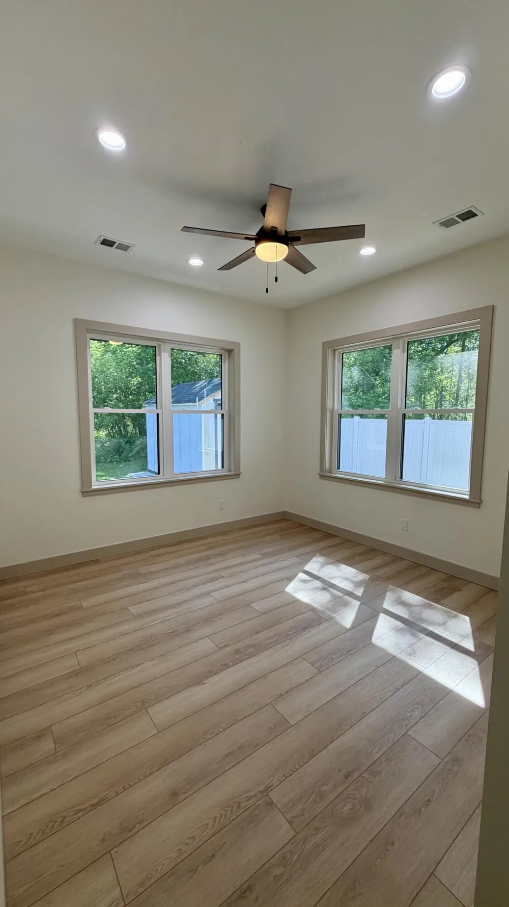 1810 Leonard Street NW Tallmadge Charter Township, MI 49534