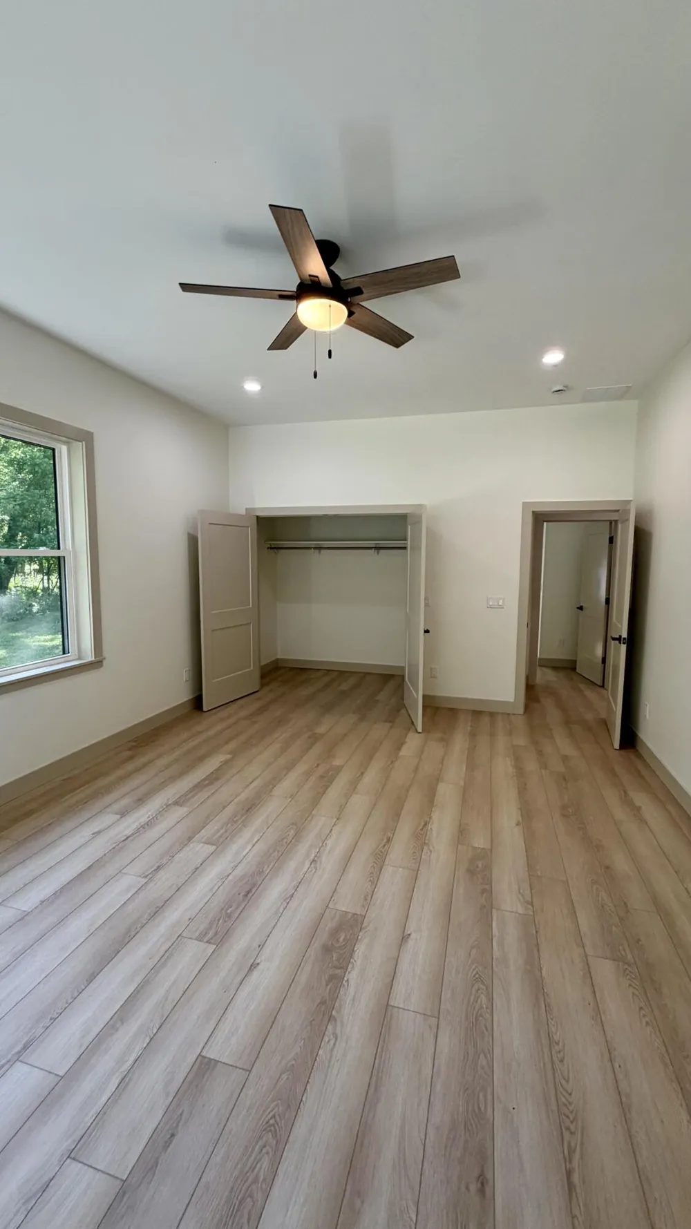 1810 Leonard Street NW Tallmadge Charter Township, MI 49534