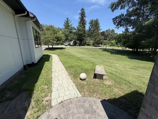 1810 Leonard Street NW Tallmadge Charter Township, MI 49534