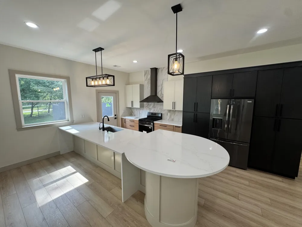 1810 Leonard Street NW Tallmadge Charter Township, MI 49534