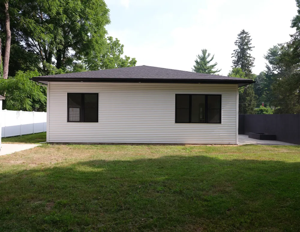 1810 Leonard Street NW Tallmadge Charter Township, MI 49534
