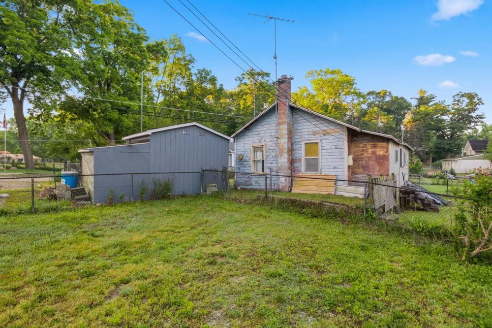 11106 Patterson Lake Drive Putnam Township, MI 48169