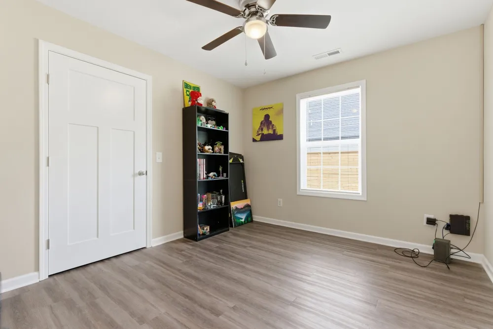 120 Mazie Dr Lafayette, TN 37083
