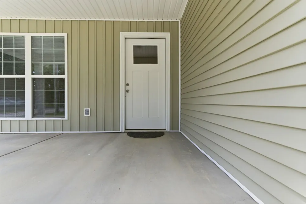 120 Mazie Dr Lafayette, TN 37083