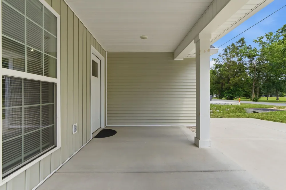120 Mazie Dr Lafayette, TN 37083