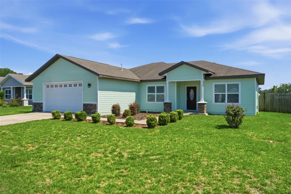 23051 NW 4TH PLACE Newberry, FL 32669