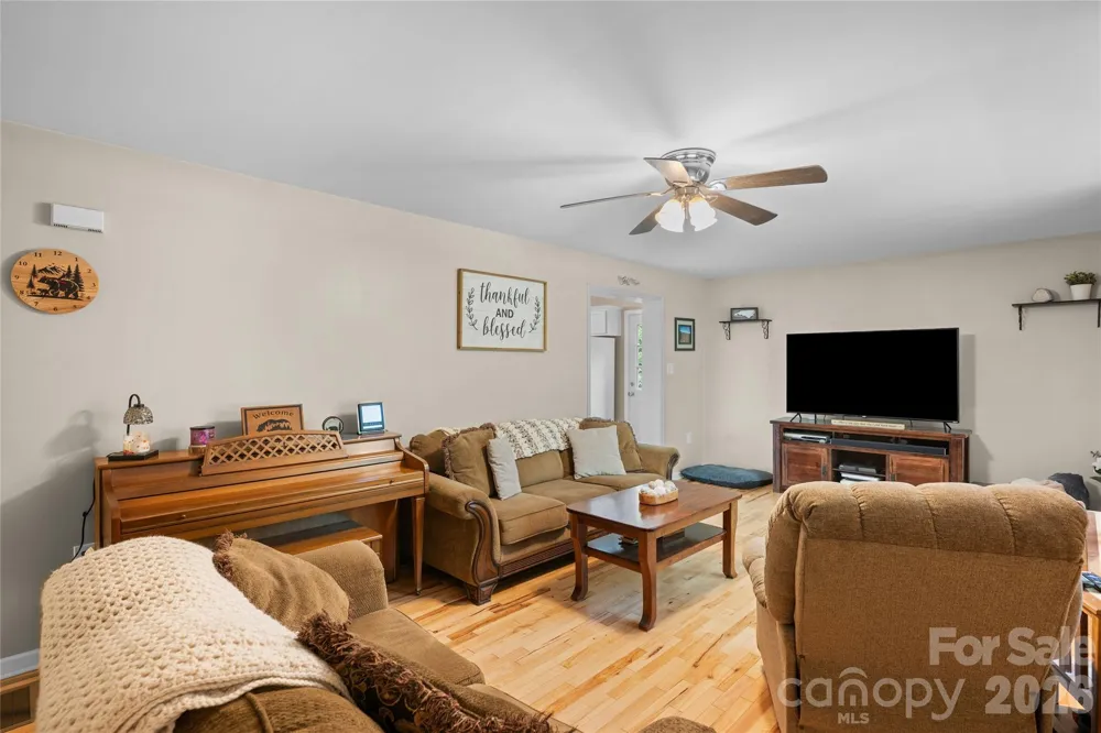 125 Round Mountain Road Brevard, NC 28747