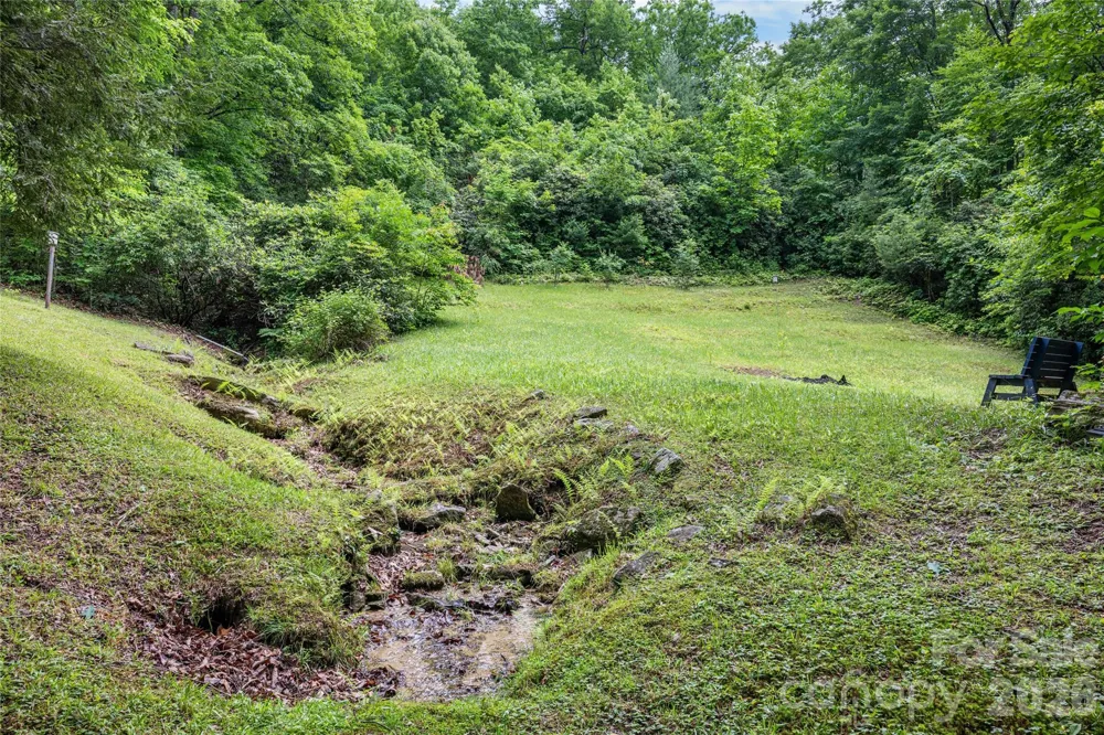 125 Round Mountain Road Brevard, NC 28747