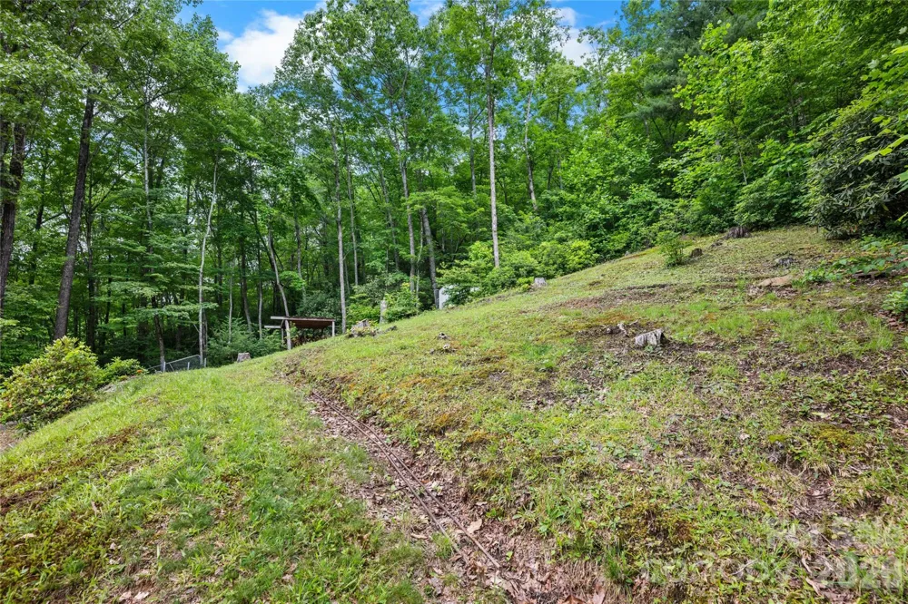 125 Round Mountain Road Brevard, NC 28747
