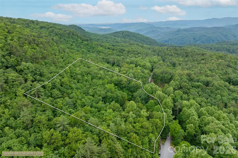 125 Round Mountain Road Brevard, NC 28747