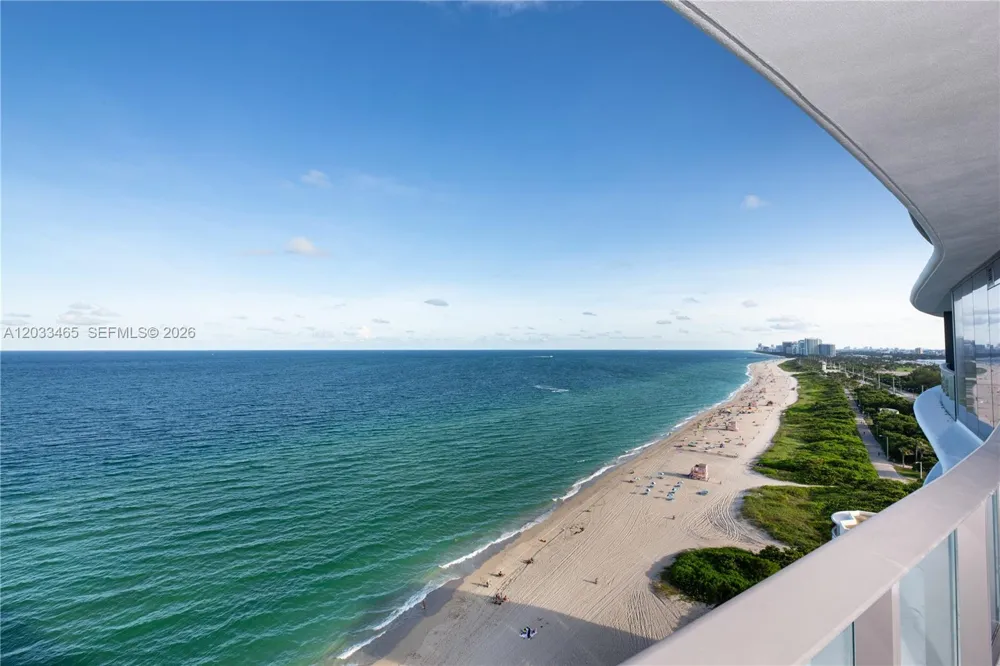 15701 E COLLINS #1403 Sunny Isles Beach, FL 33160