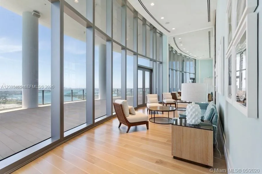15701 E COLLINS #1403 Sunny Isles Beach, FL 33160