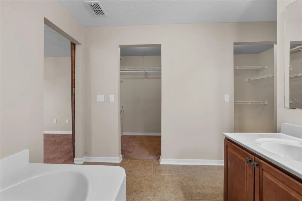 14308 NW 161ST AVENUE Alachua, FL 32615
