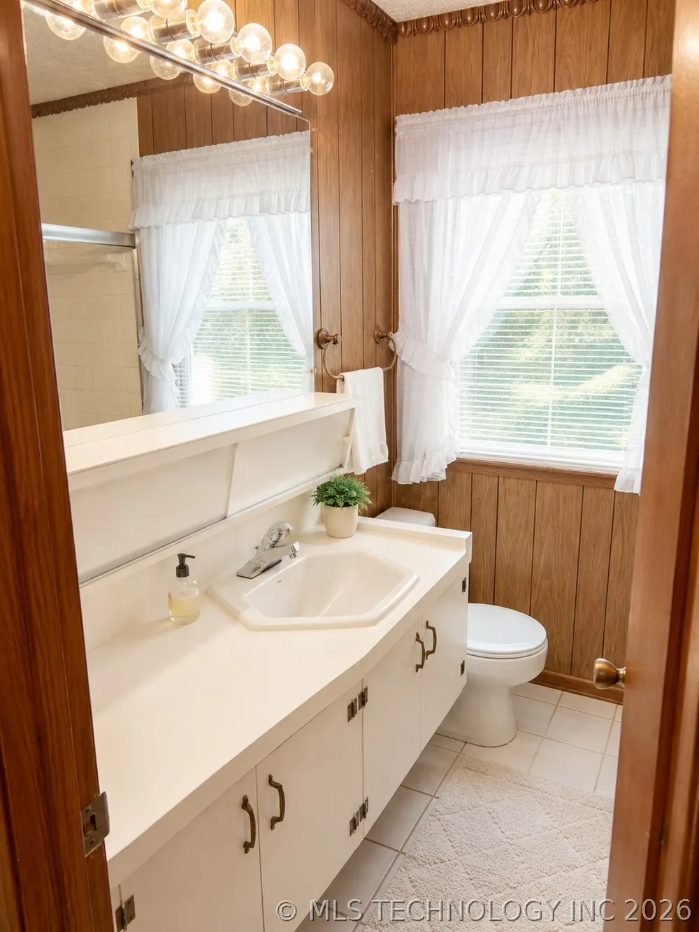 1721 E 13th Street Okmulgee, OK 74447