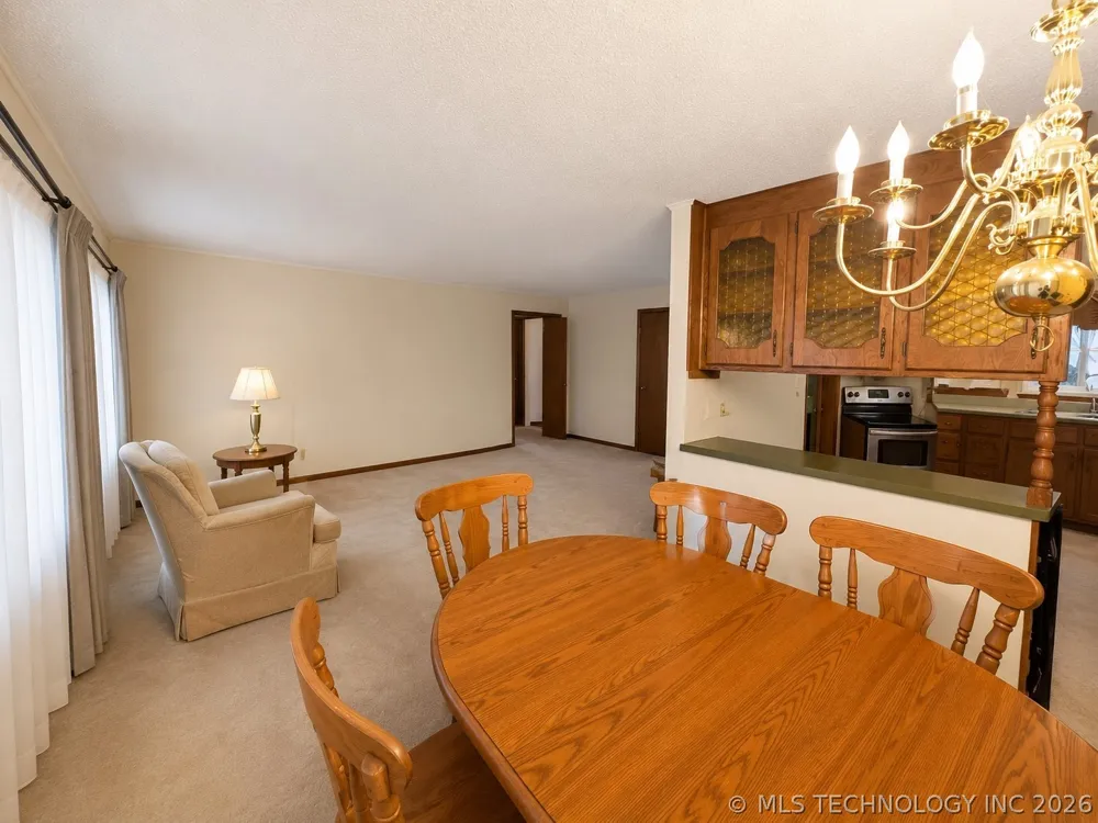 1721 E 13th Street Okmulgee, OK 74447