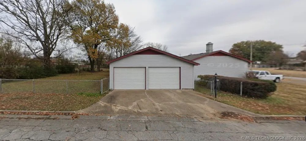 1721 E 13th Street Okmulgee, OK 74447
