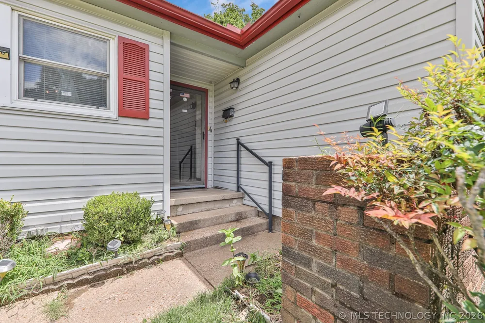 1721 E 13th Street Okmulgee, OK 74447