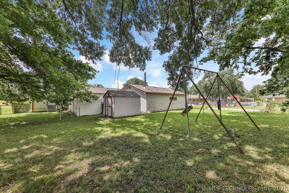 1721 E 13th Street Okmulgee, OK 74447