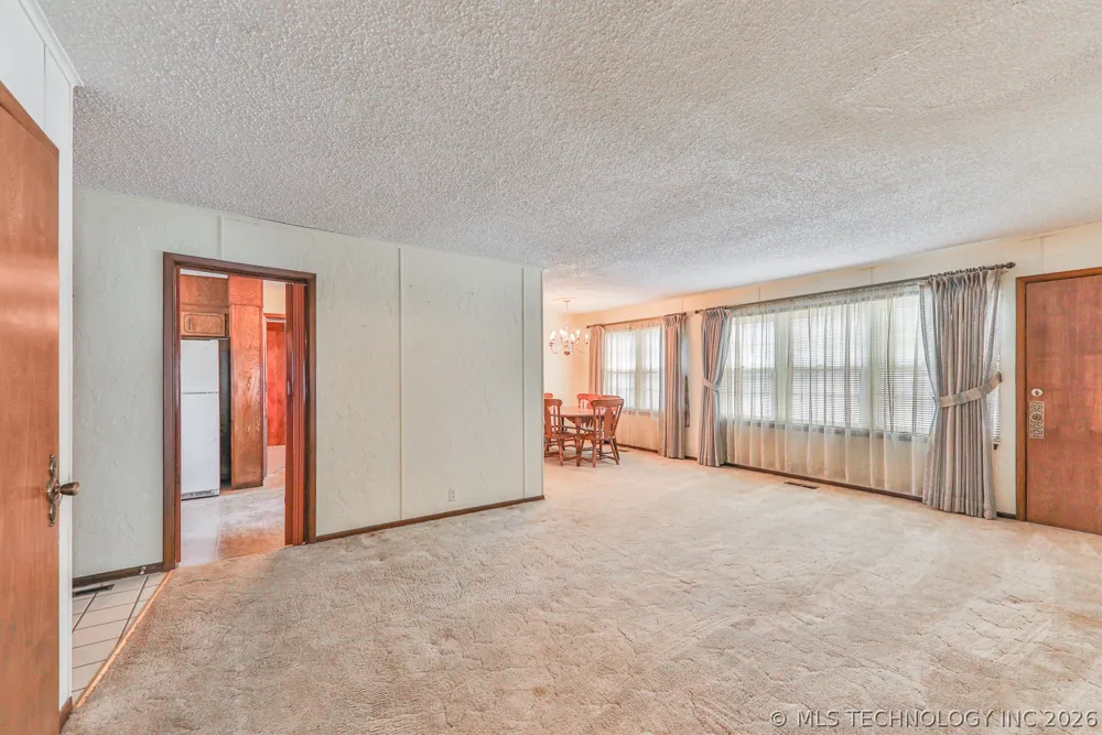 1721 E 13th Street Okmulgee, OK 74447