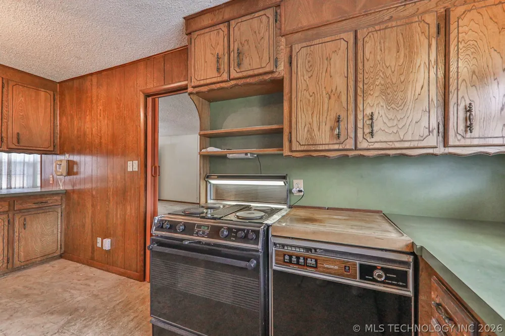 1721 E 13th Street Okmulgee, OK 74447