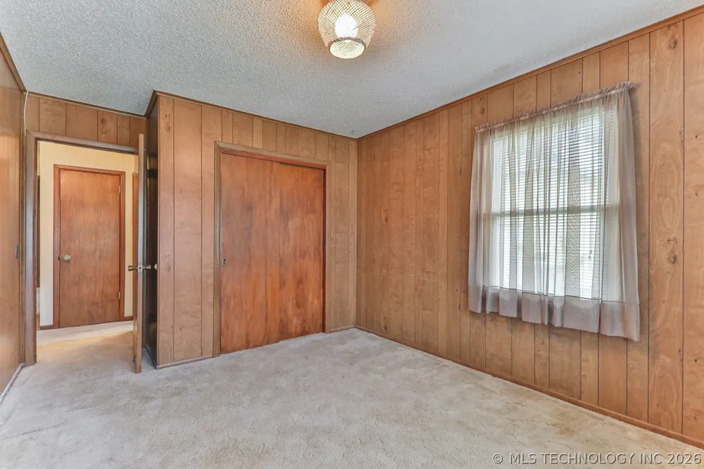 1721 E 13th Street Okmulgee, OK 74447