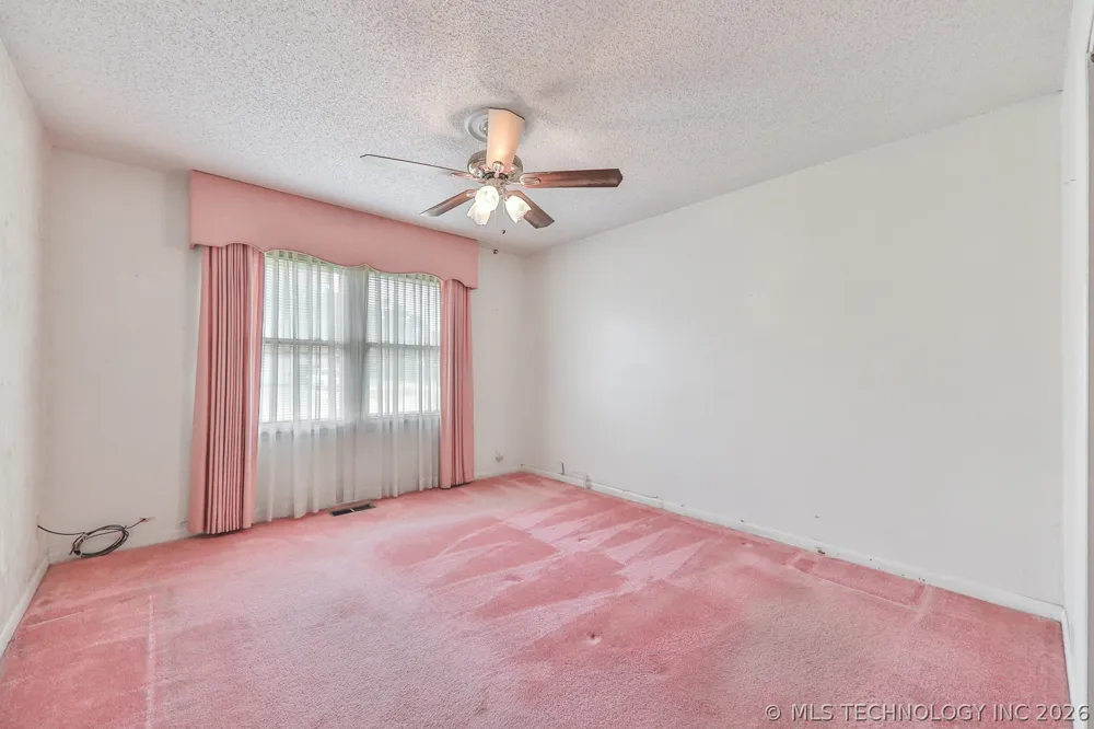 1721 E 13th Street Okmulgee, OK 74447