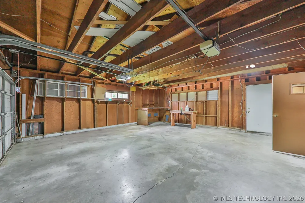 1721 E 13th Street Okmulgee, OK 74447