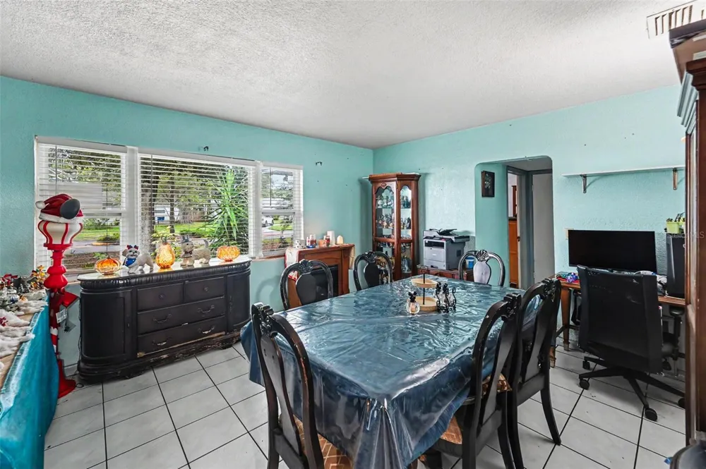 110 JUPITER AVENUE Clearwater, FL 33755