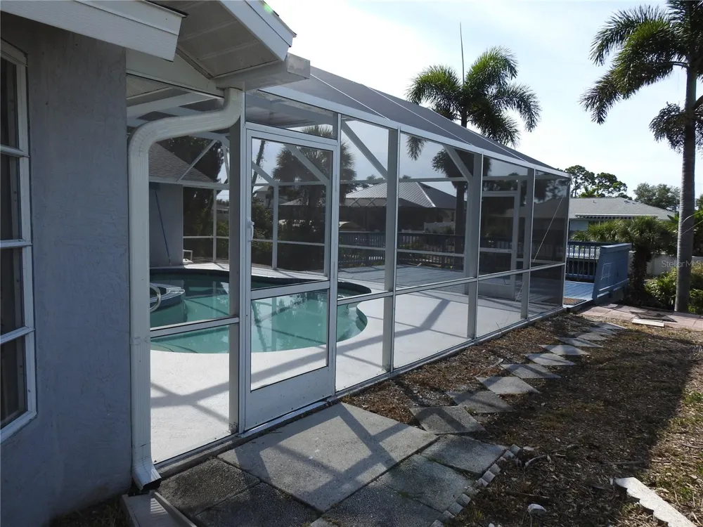 2132 PENNSYLVANIA AVENUE Englewood, FL 34224