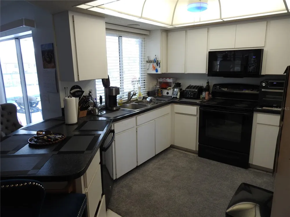 2132 PENNSYLVANIA AVENUE Englewood, FL 34224