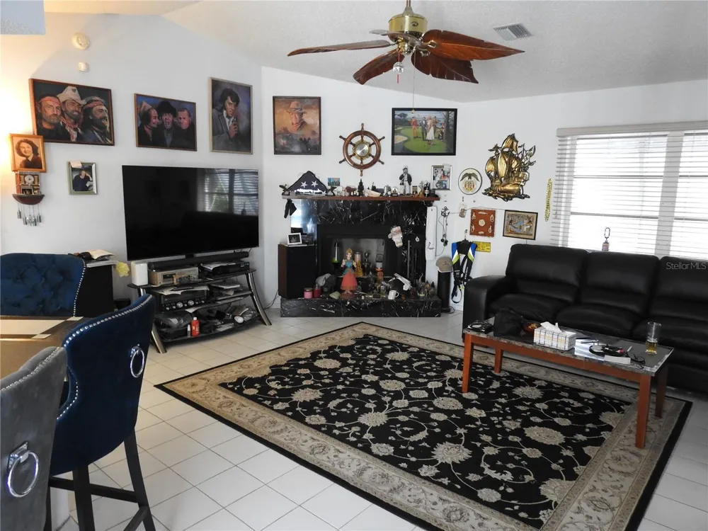 2132 PENNSYLVANIA AVENUE Englewood, FL 34224