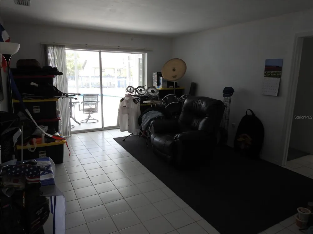 2132 PENNSYLVANIA AVENUE Englewood, FL 34224