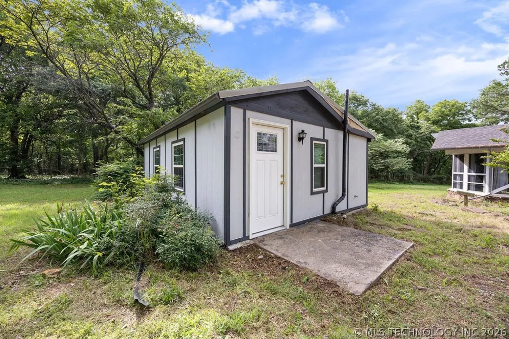 71430 S 329 ROAD Wagoner, OK 74467