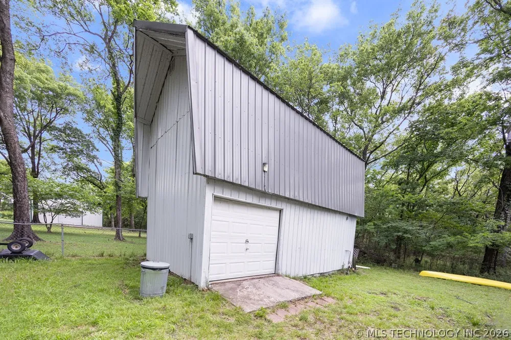 71430 S 329 ROAD Wagoner, OK 74467
