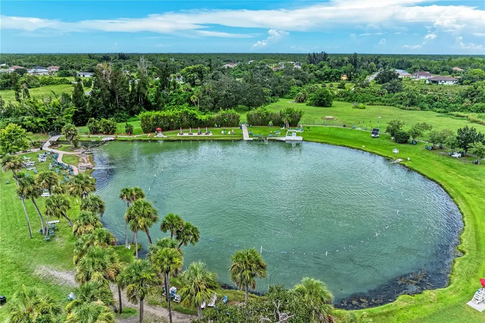 2680 AVERLAND LOOP North Port, FL 34287