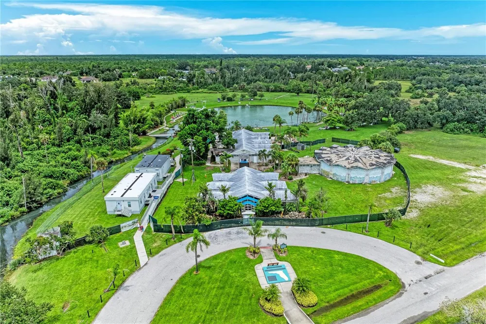 2680 AVERLAND LOOP North Port, FL 34287