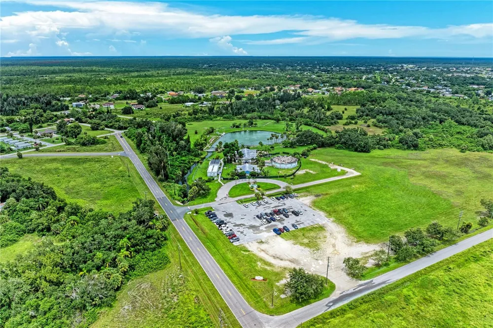 2680 AVERLAND LOOP North Port, FL 34287