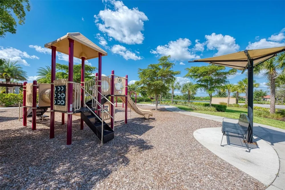 2680 AVERLAND LOOP North Port, FL 34287
