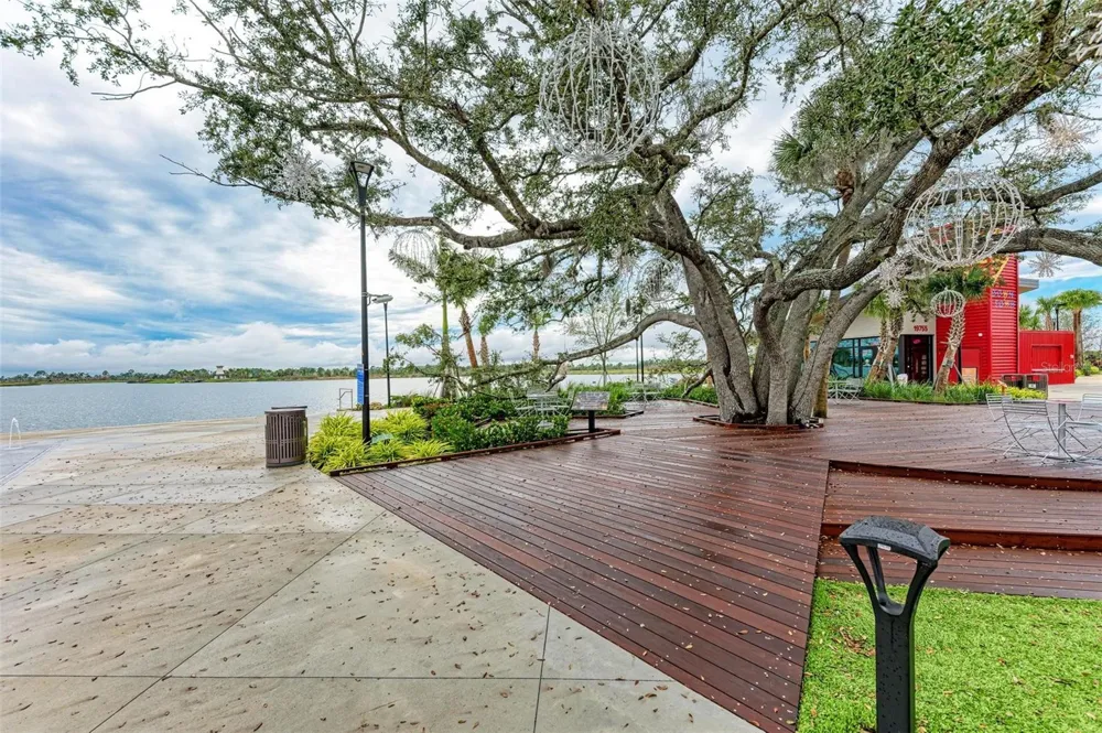 2680 AVERLAND LOOP North Port, FL 34287
