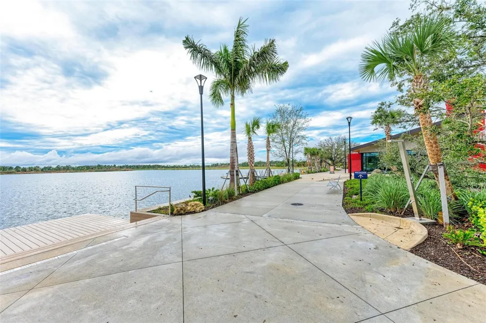 2680 AVERLAND LOOP North Port, FL 34287