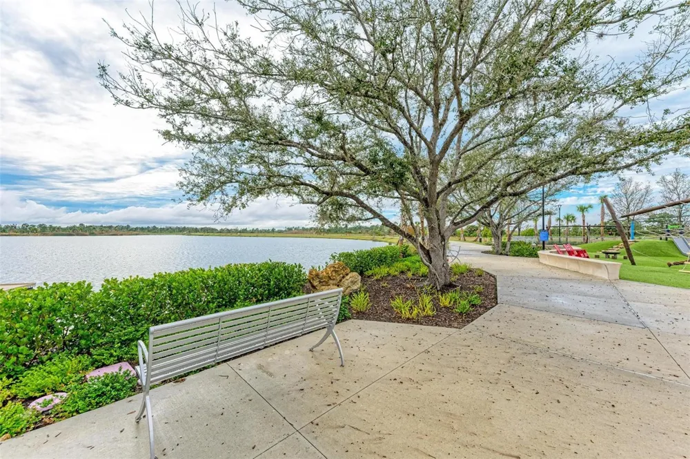 2680 AVERLAND LOOP North Port, FL 34287