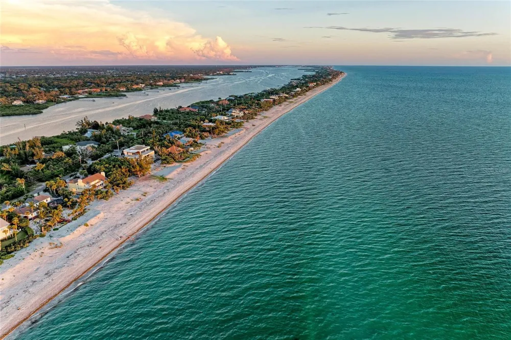 2680 AVERLAND LOOP North Port, FL 34287