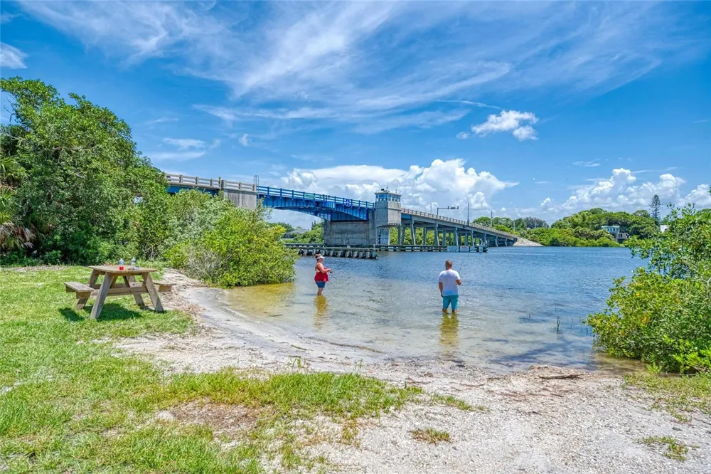 2680 AVERLAND LOOP North Port, FL 34287