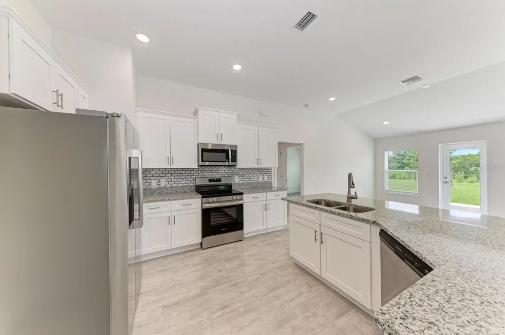 2680 AVERLAND LOOP North Port, FL 34287